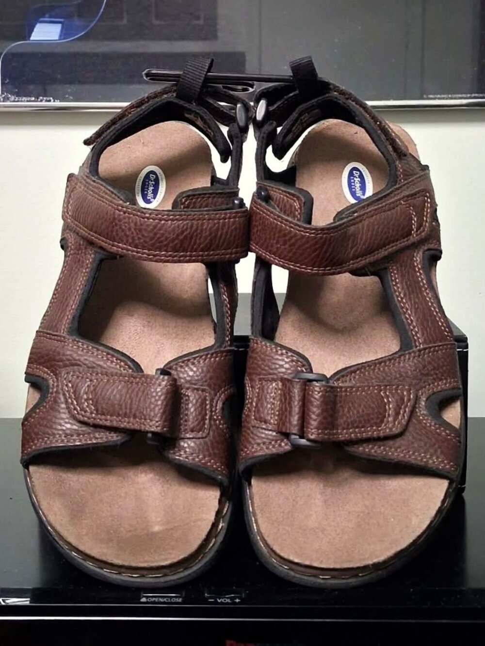 Dr. Scholl's Men's Gus Brown Leather Sport Sandals — Brand New US Men's 9M